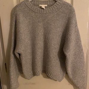 H&M COZY THICK CROPPED GREY WOOL SWEATER SIZE XS